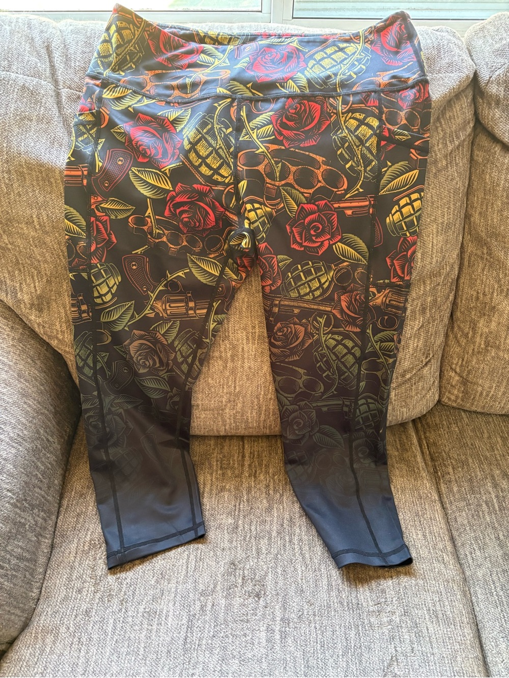 Constantly Varied Gear Dressed to Kill XL Capris Never Worn